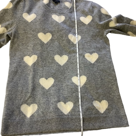 Petite Medium Talbots 100% Cashmere Sweater Heather Gray Cream Heart Pattern - Picture 4 of 10